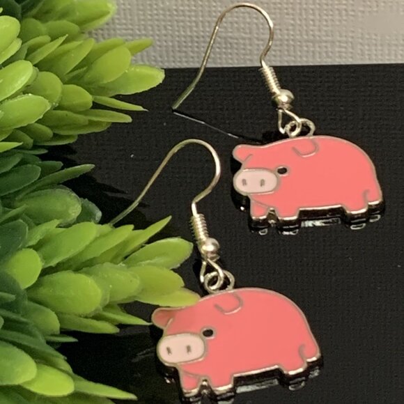 Pig Earring, Pig Jewelry, Silly Earring, Gift Idea, Cute Earring, Pink Earring - Picture 1 of 6